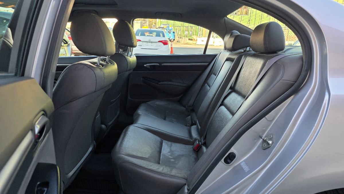 Used 2010 Honda Civic EX-L image 11