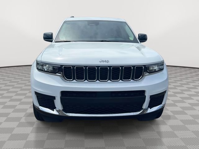 Used 2023 Jeep Grand Cherokee L Laredo RWD image 2