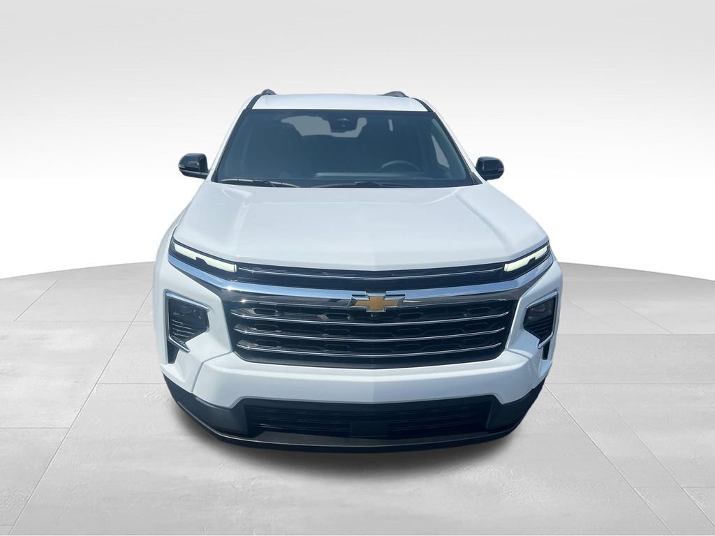 New 2027 Chevrolet Traverse LT w/ Driver Confidence Package FWD image 8