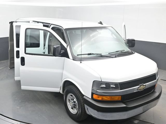 Used 2016 Chevrolet Express 3500 LT w/ LT Preferred Equipment Group RWD image 47
