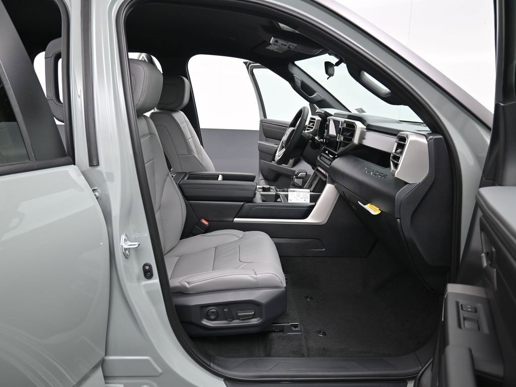 New 2026 Toyota Tundra SR5 image 13