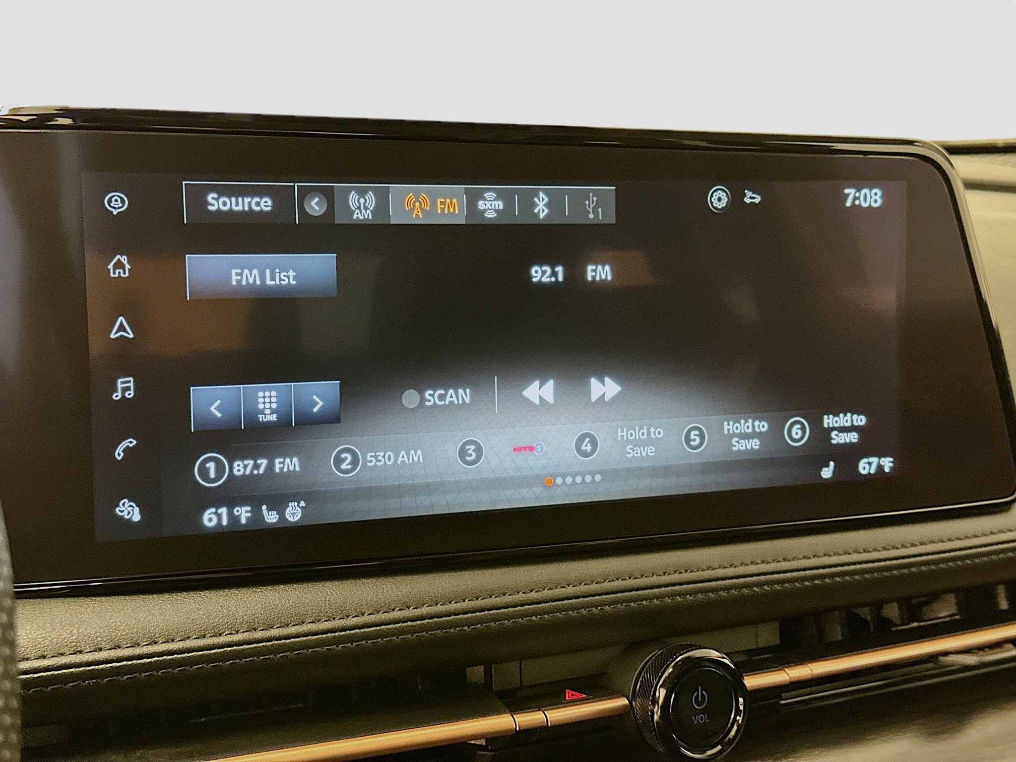 Used 2024 Nissan Ariya AWD image 21