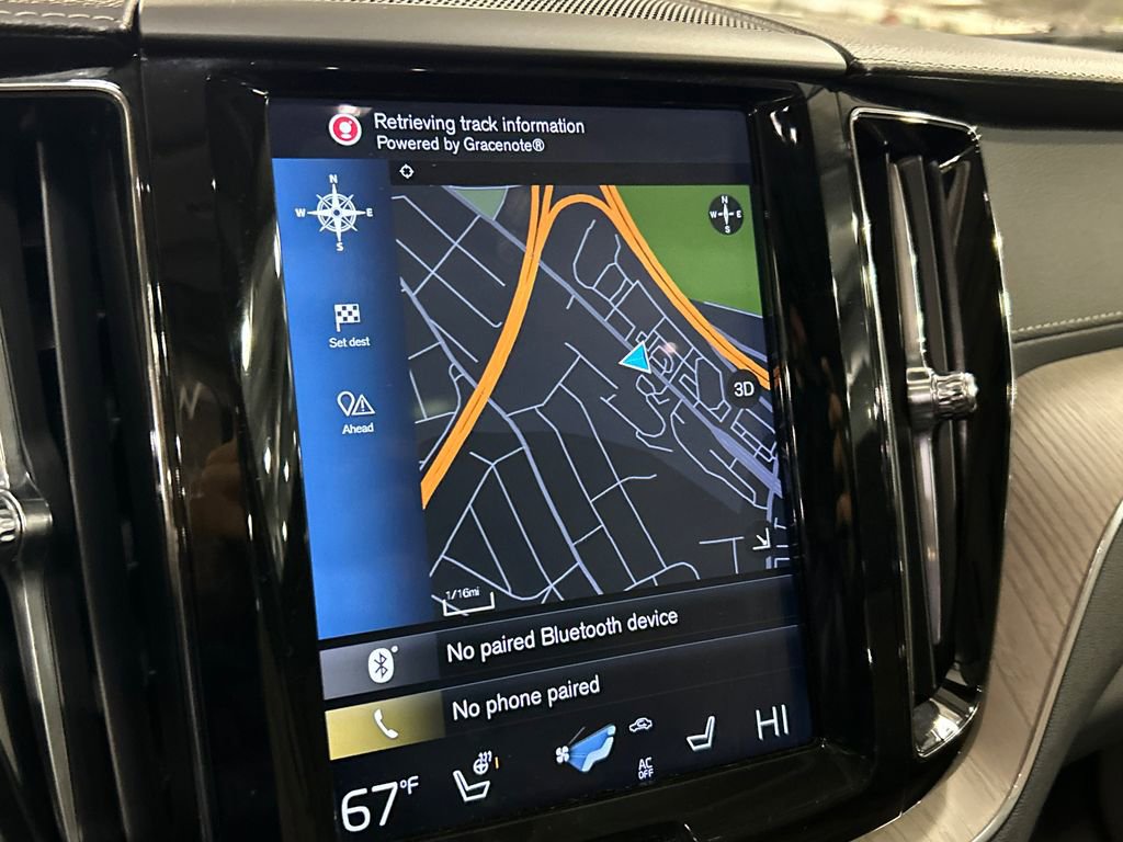 Used 2020 Volvo XC60 T6 Inscription w/ Protection Package Premier image 16