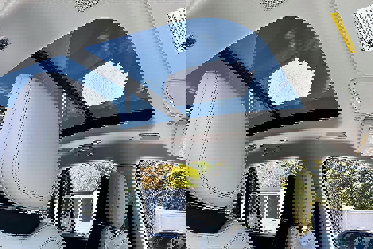 Used 2025 Lincoln Aviator Reserve w/ Equipment Group 201A image 13