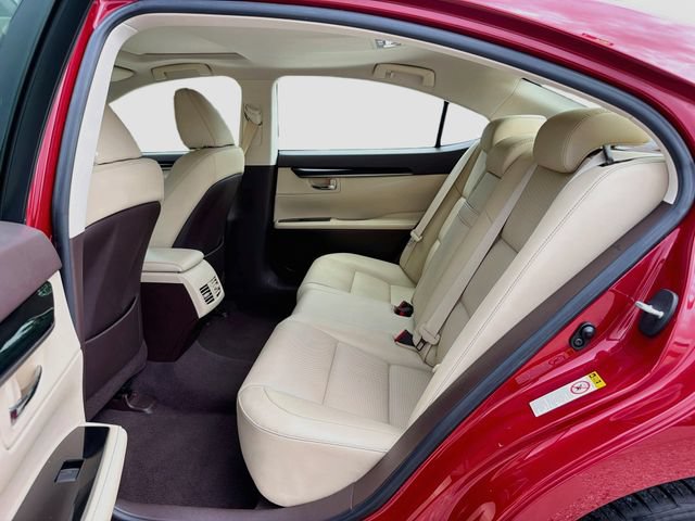 Used 2017 Lexus ES 350 w/ Accessory Package 2 FWD image 19