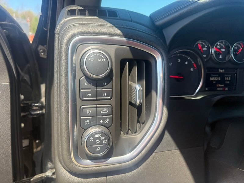 Used 2022 Chevrolet Silverado 2500 LTZ AWD/4WD image 18