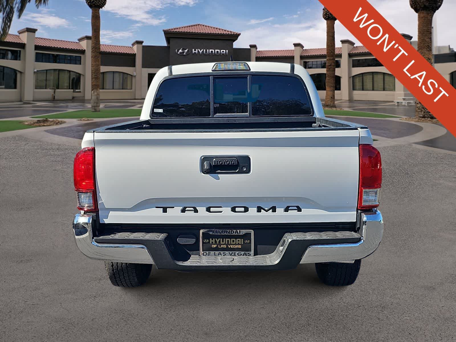 Used 2019 Toyota Tacoma SR5 RWD image 7
