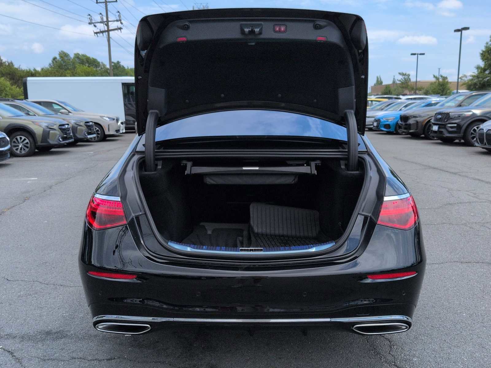 Used 2023 Mercedes-Benz S 580 4MATIC Sedan image 36