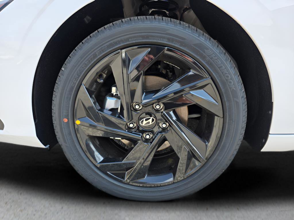 New 2026 Hyundai Elantra SEL Sport image 10