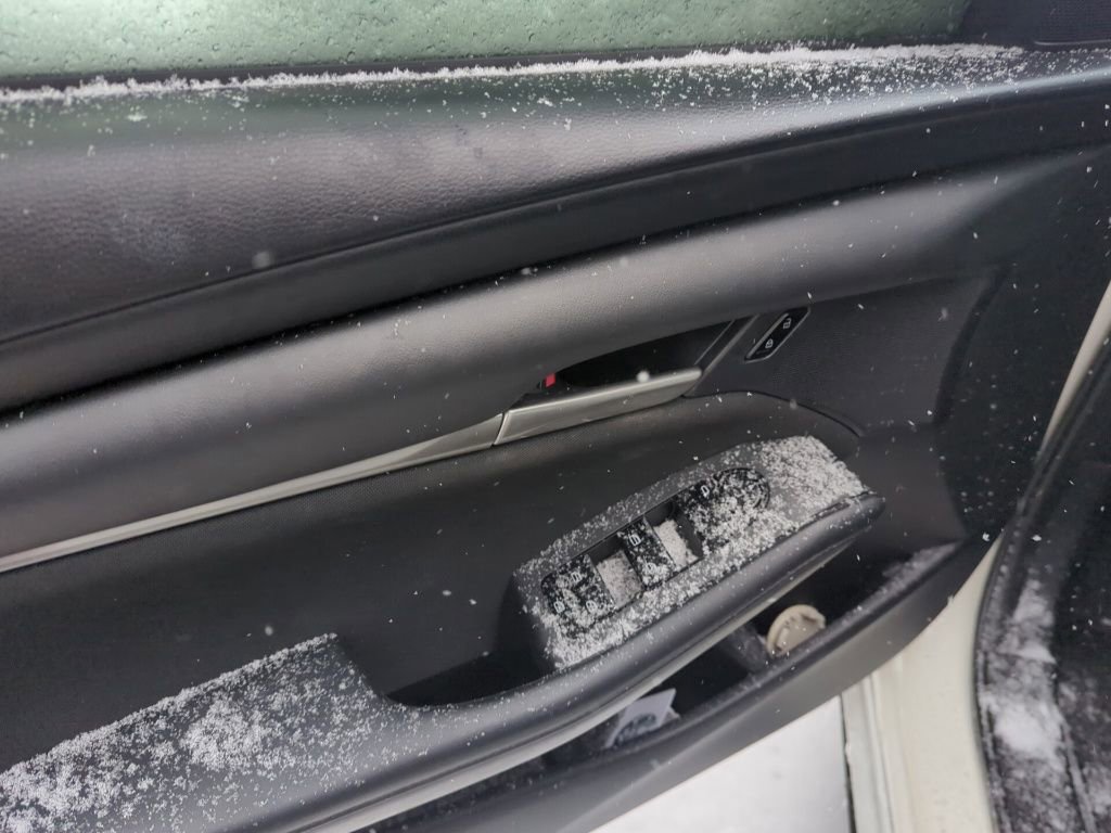 Used 2019 MAZDA MAZDA3 Sedan image 8