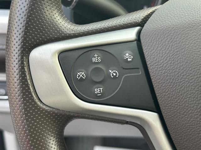 Used 2022 GMC Acadia SLE w/ Driver Convenience Package image 23