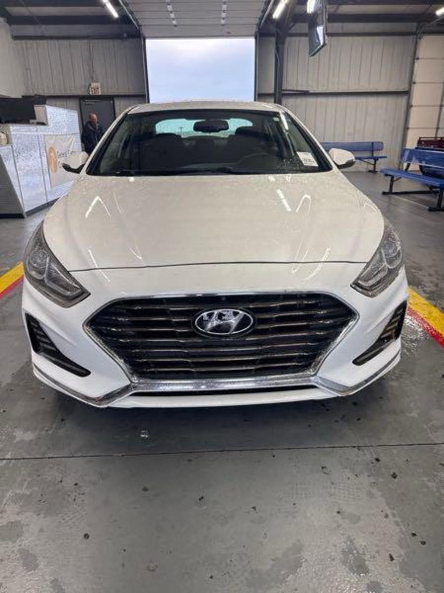 Used 2018 Hyundai Sonata SEL image 2