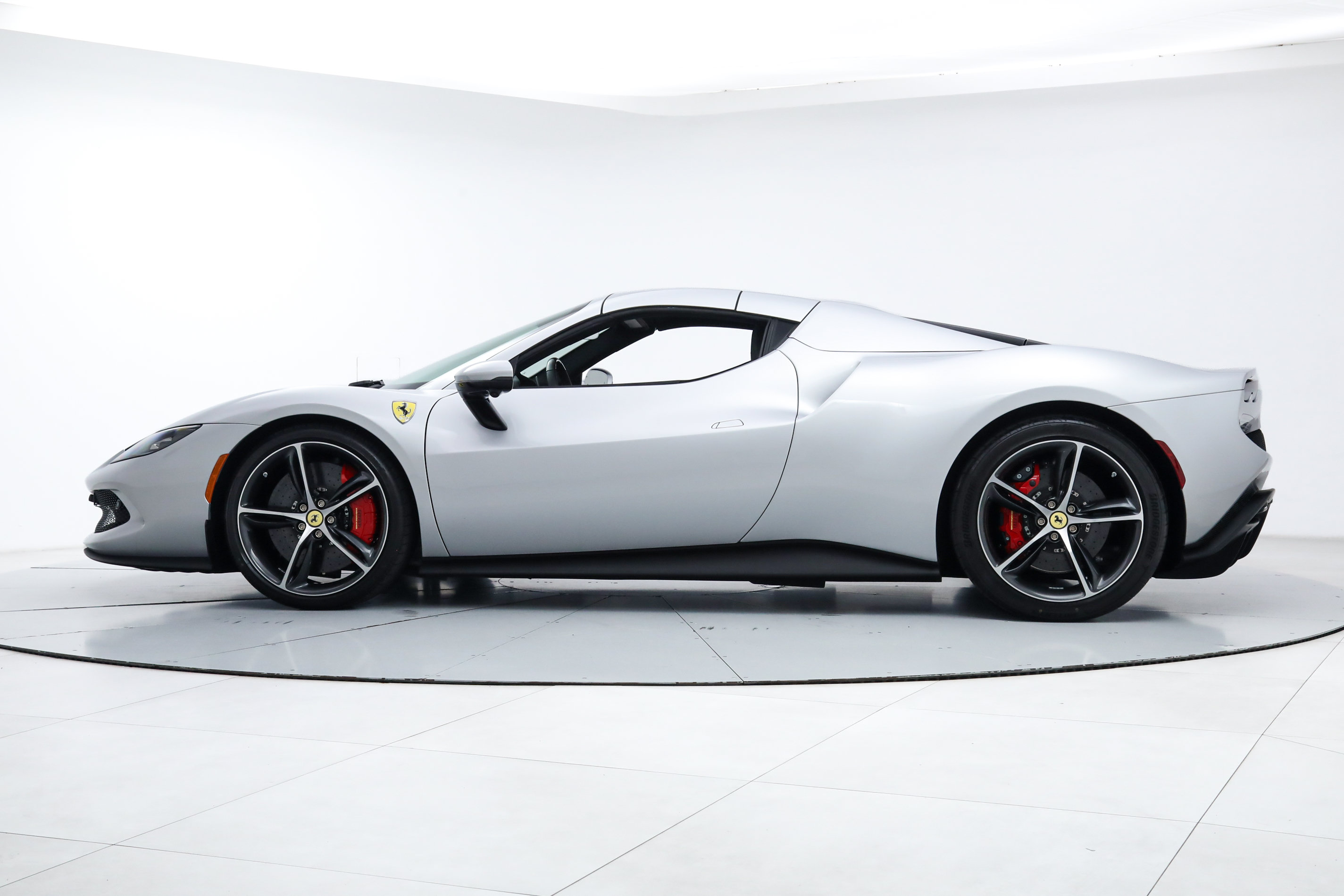 Certified 2026 Ferrari 296 GTS RWD image 7