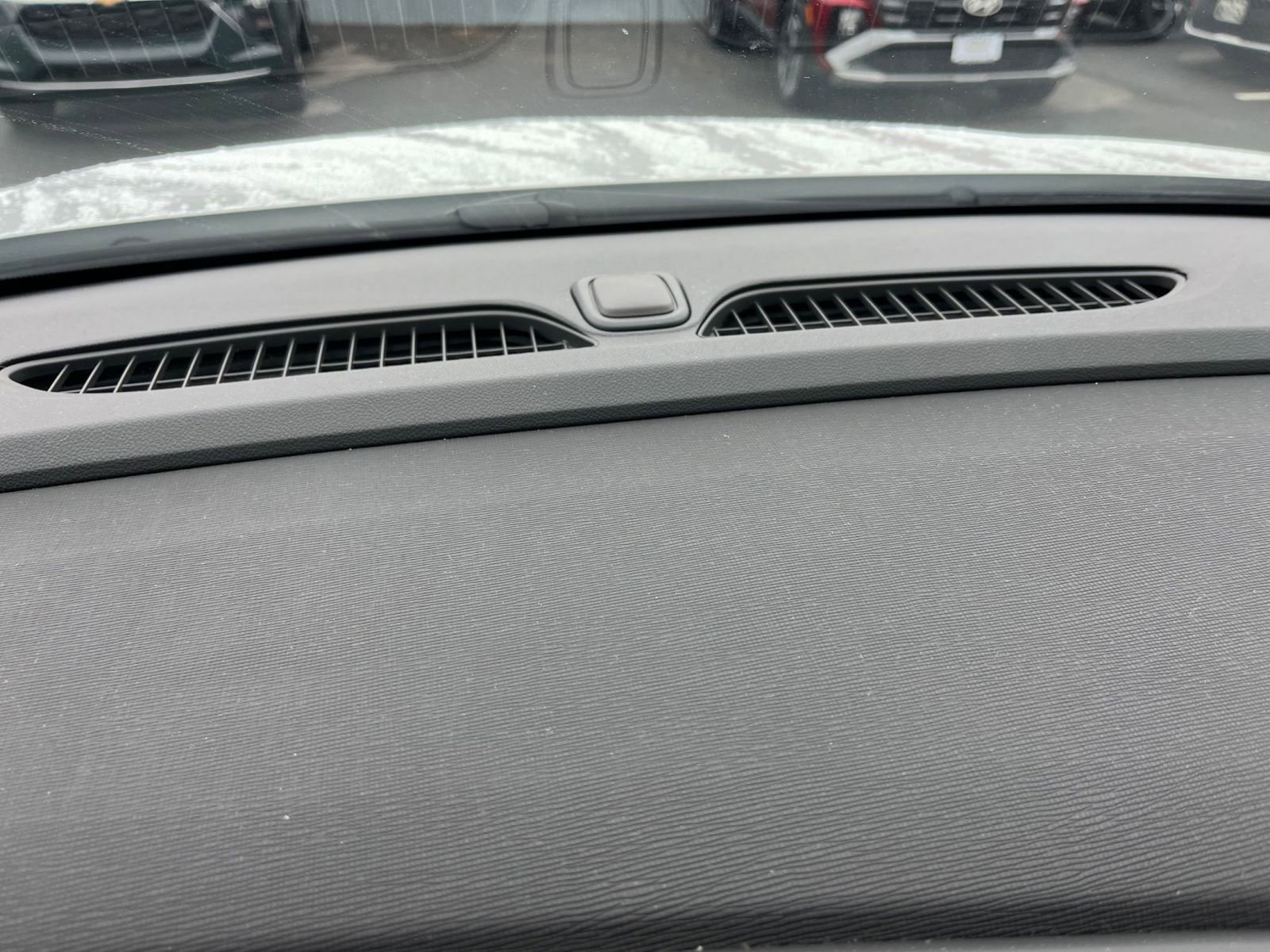 Used 2025 Buick Envista Preferred image 17