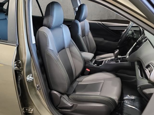 Used 2025 Subaru Outback Onyx Edition AWD/4WD image 21