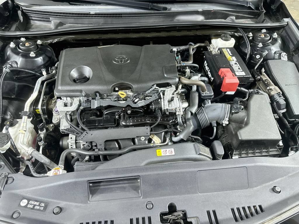 Used 2020 Toyota Camry LE FWD image 9