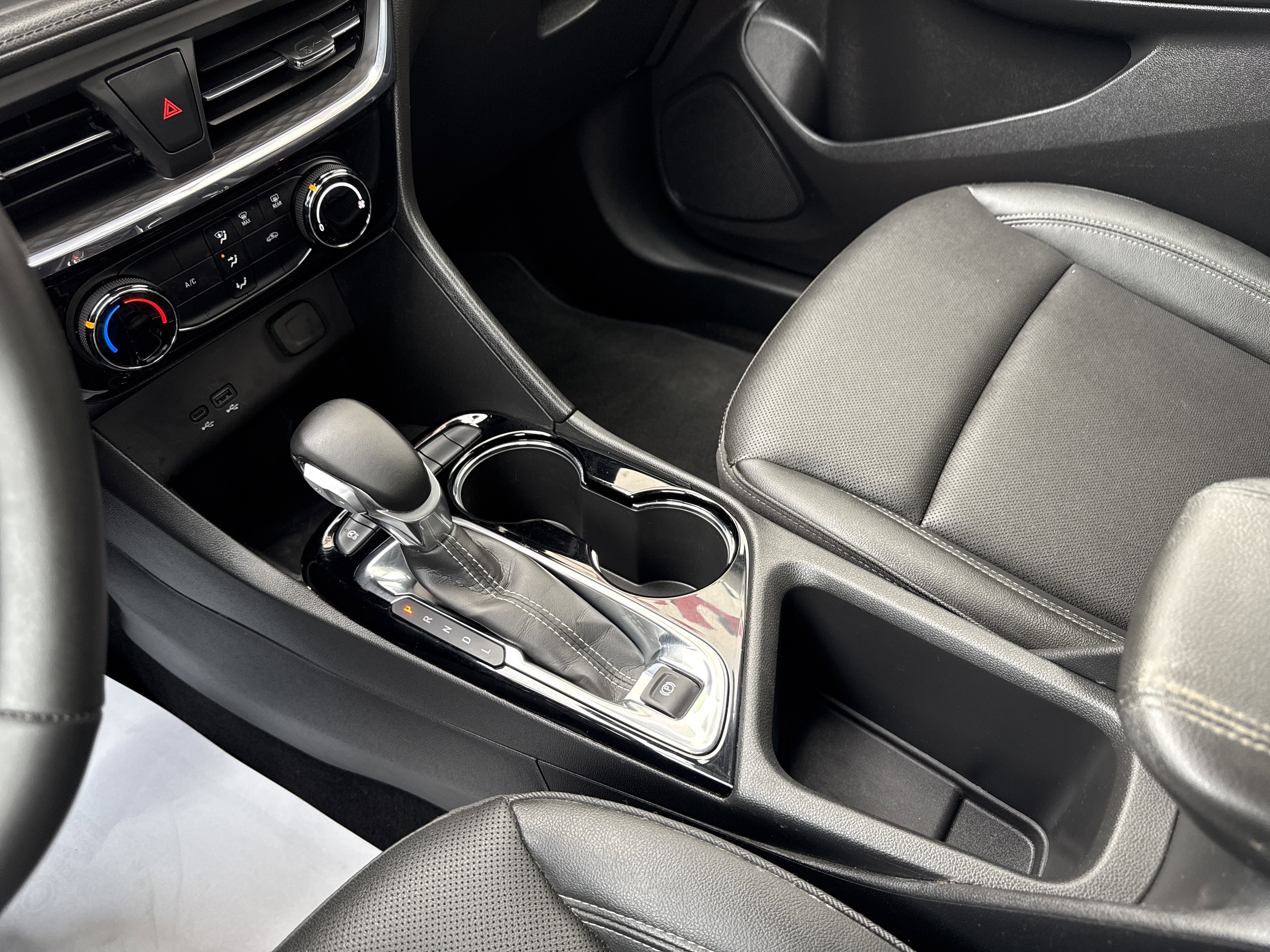 Used 2024 Buick Encore GX Sport Touring image 24