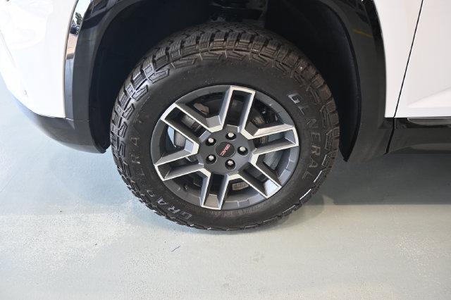 New 2026 GMC Terrain AT4 w/ Convenience Package III AWD/4WD image 26