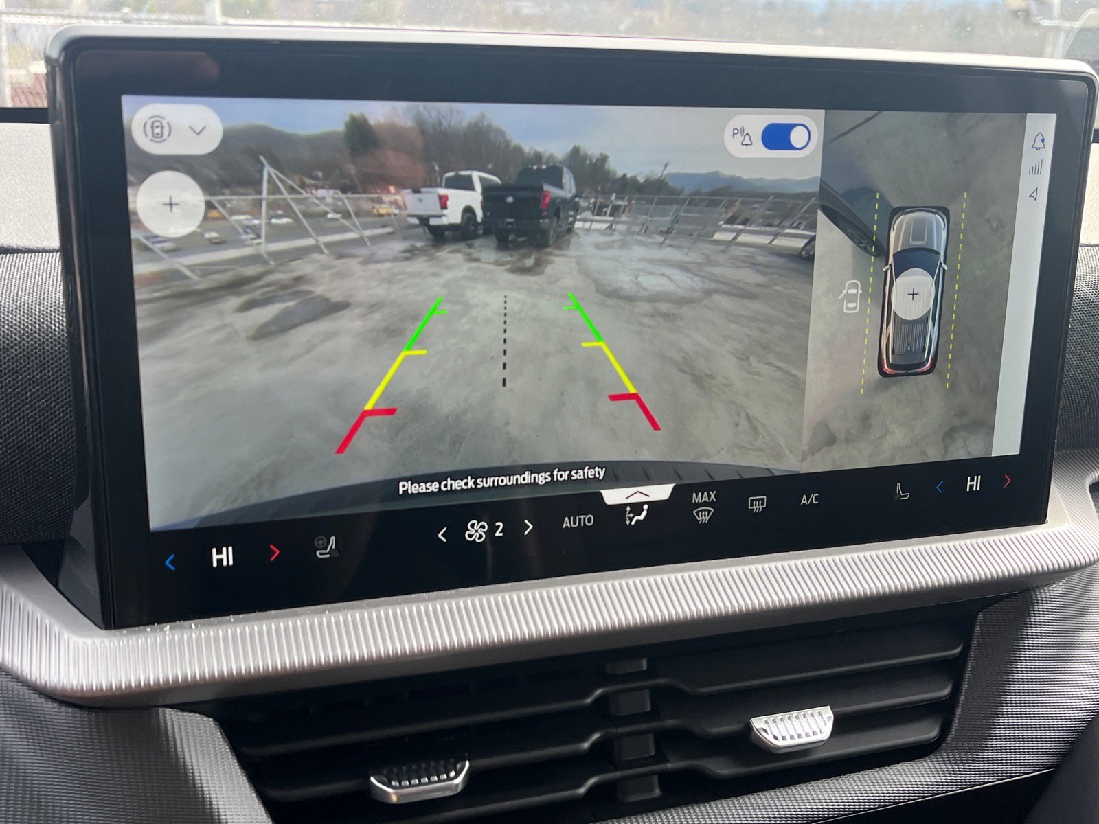 New 2026 Ford Explorer ST-Line w/ ST-Line Street Pack image 9