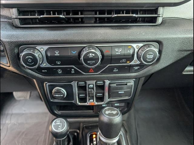 Used 2024 Jeep Wrangler Sport S image 11