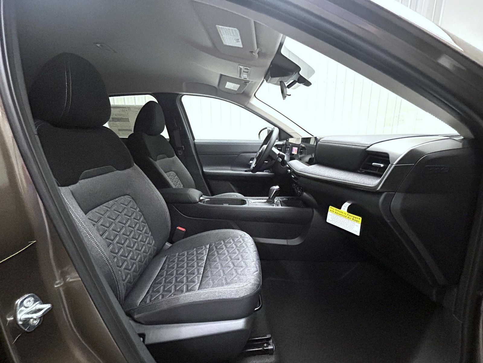 New 2027 Nissan Kicks SV AWD/4WD image 15