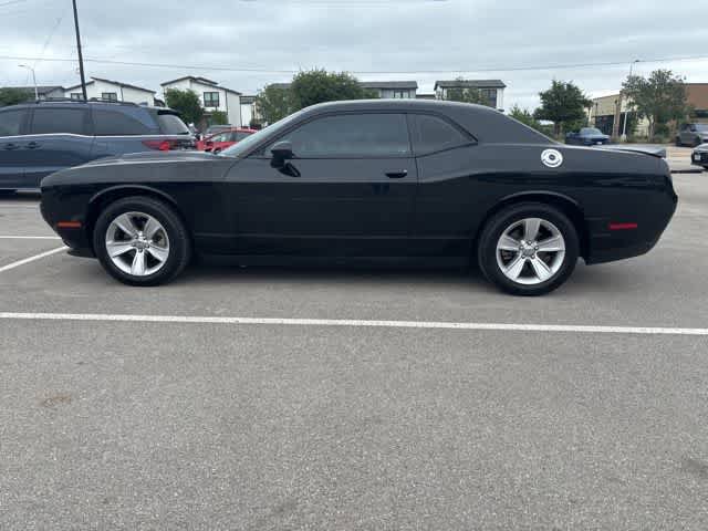 Used 2023 Dodge Challenger SXT RWD image 2