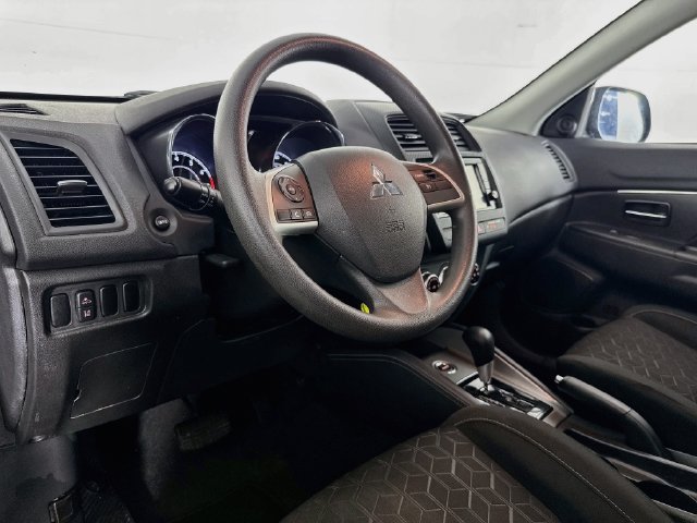 Used 2024 Mitsubishi Outlander Sport AWD image 19
