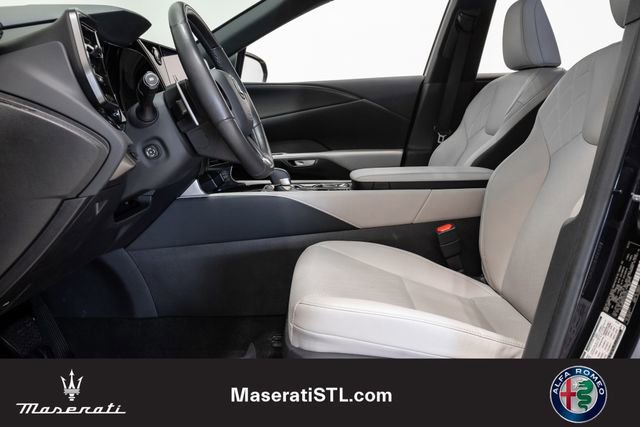 Used 2025 Lexus RX 350 Premium w/ Accessory Package (Z1) image 8