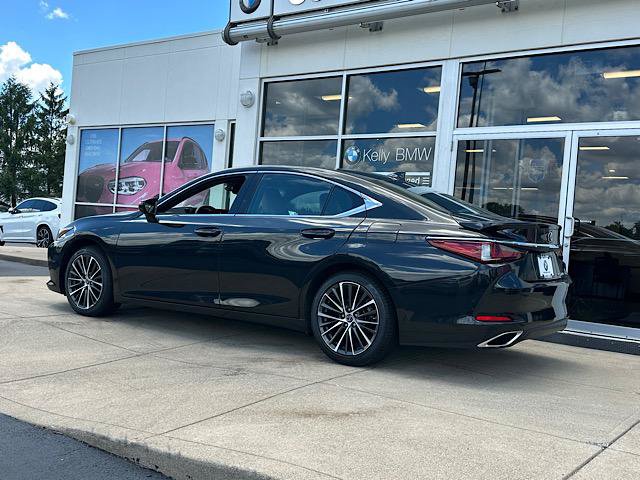 Used 2023 Lexus ES 350 w/ Premium Package FWD image 6