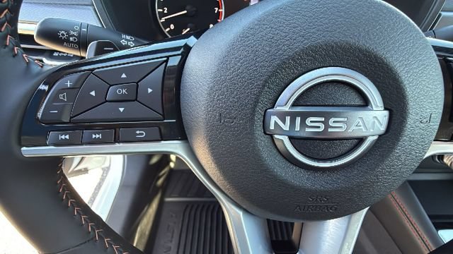 Used 2025 Nissan Altima 2.5 SR AWD/4WD image 17