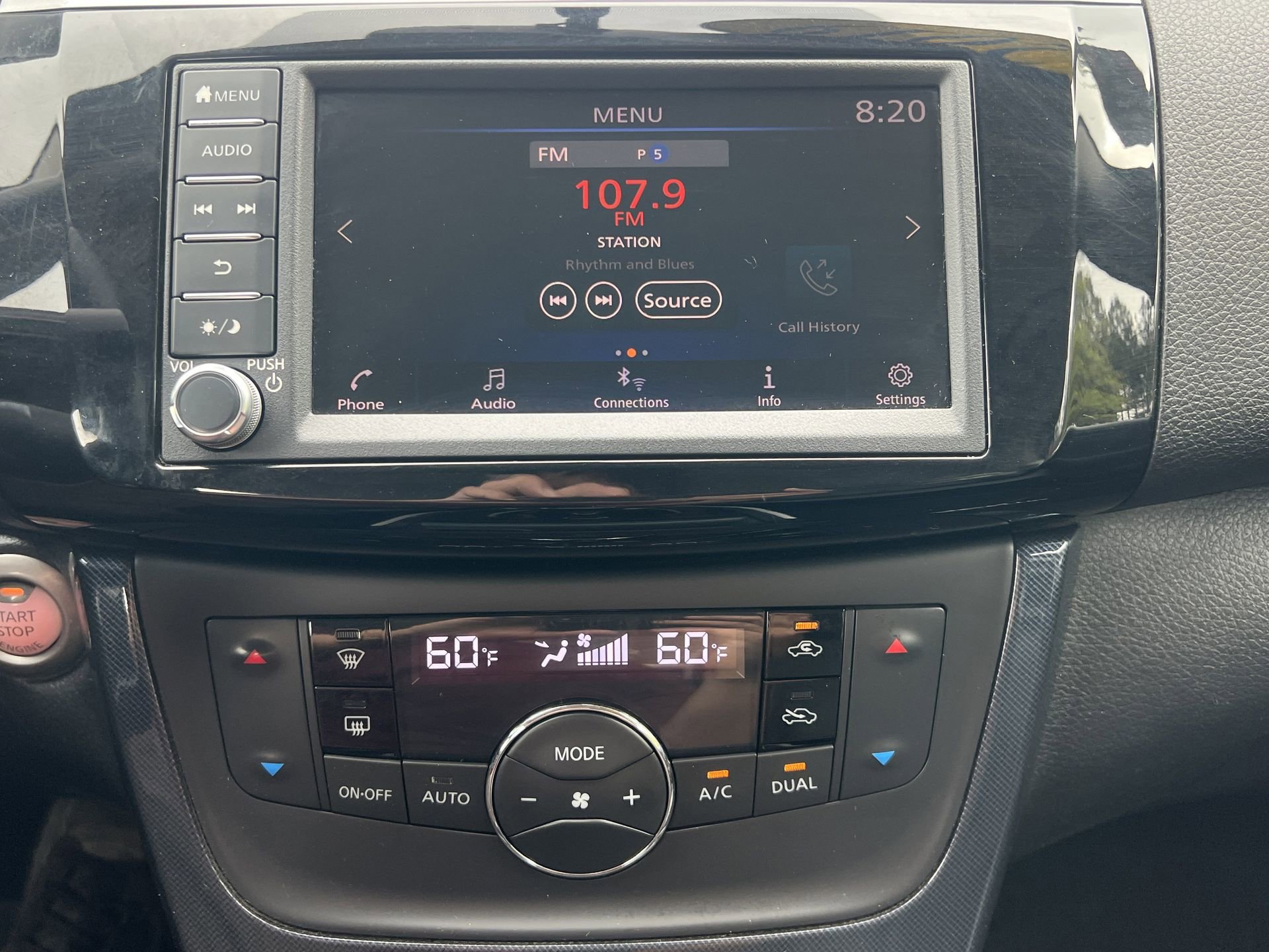 Used 2019 Nissan Sentra SR w/ Premium Package (SR) image 4