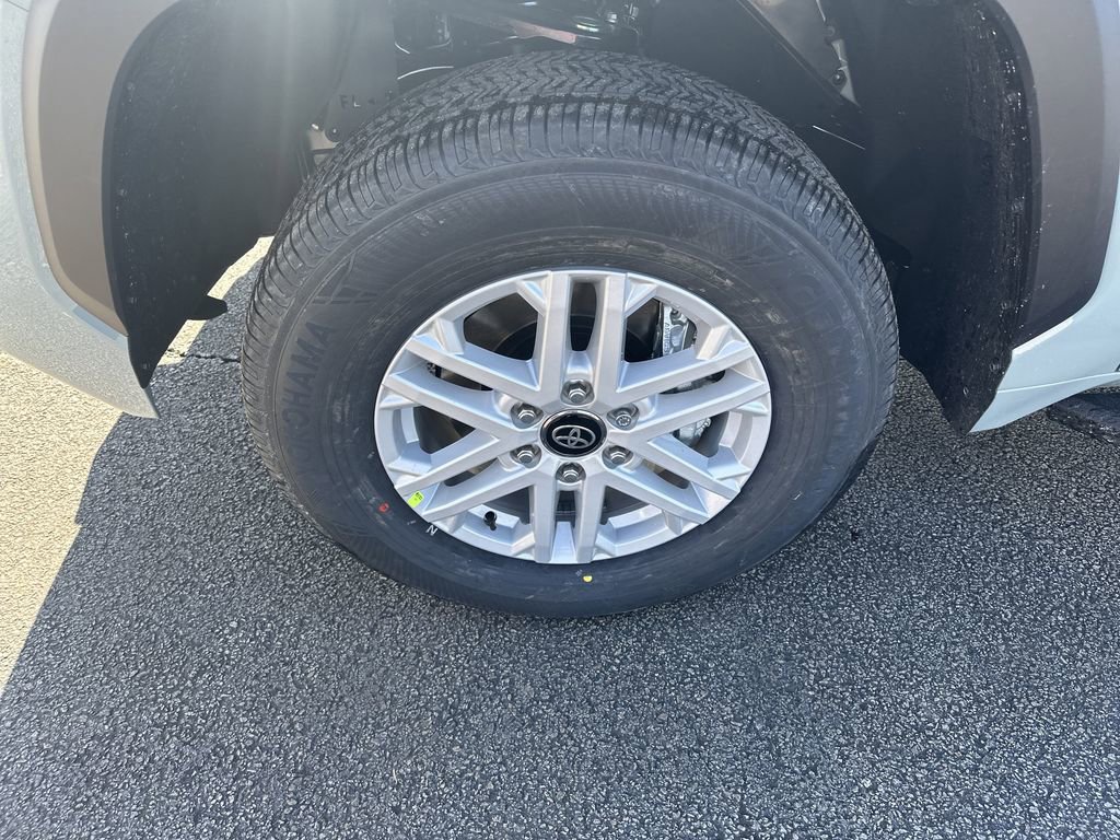 New 2026 Toyota Tundra SR5 AWD/4WD image 10