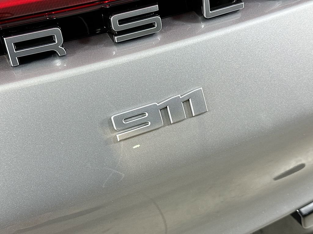 Used 2024 Porsche 911 Carrera image 31