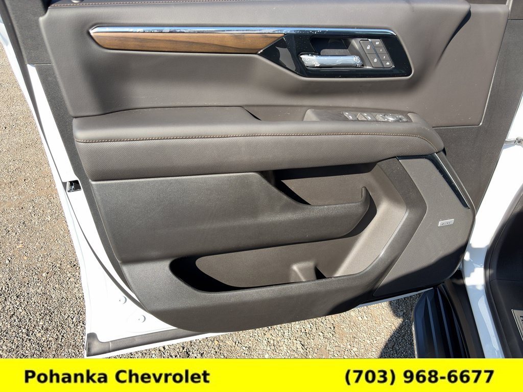 New 2026 Chevrolet Tahoe High Country w/ Sun And Tow Package AWD/4WD image 25