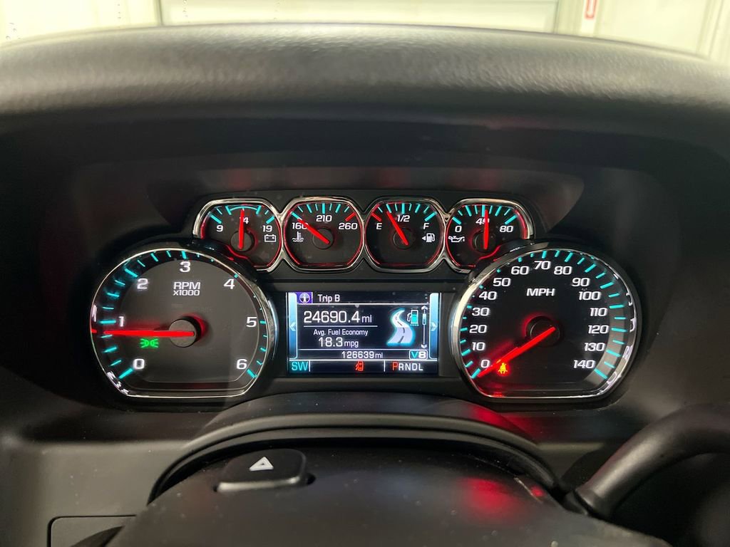 Used 2018 Chevrolet Tahoe LT image 12