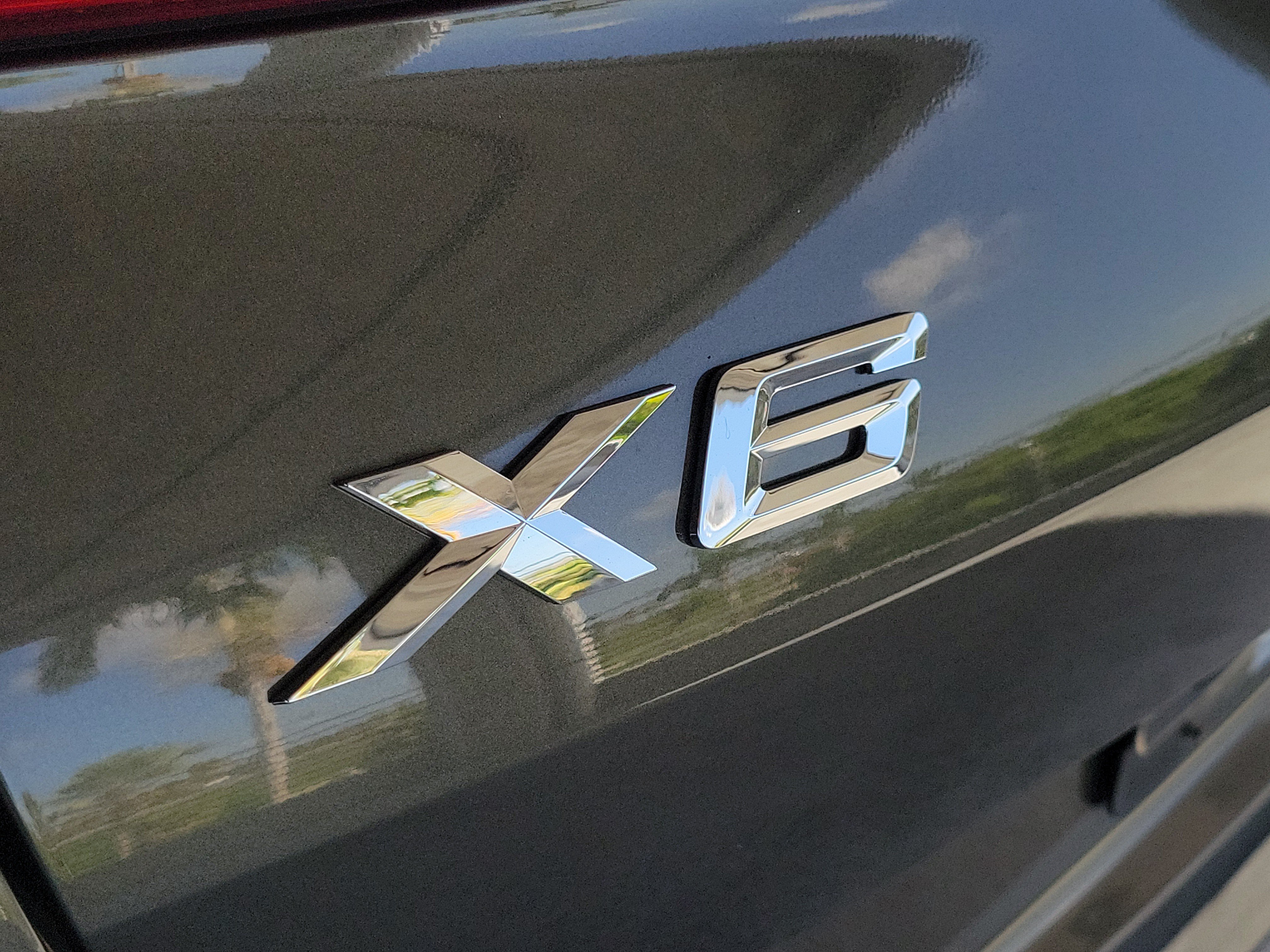 Used 2023 BMW X6 xDrive40i w/ Executive Package AWD/4WD image 7