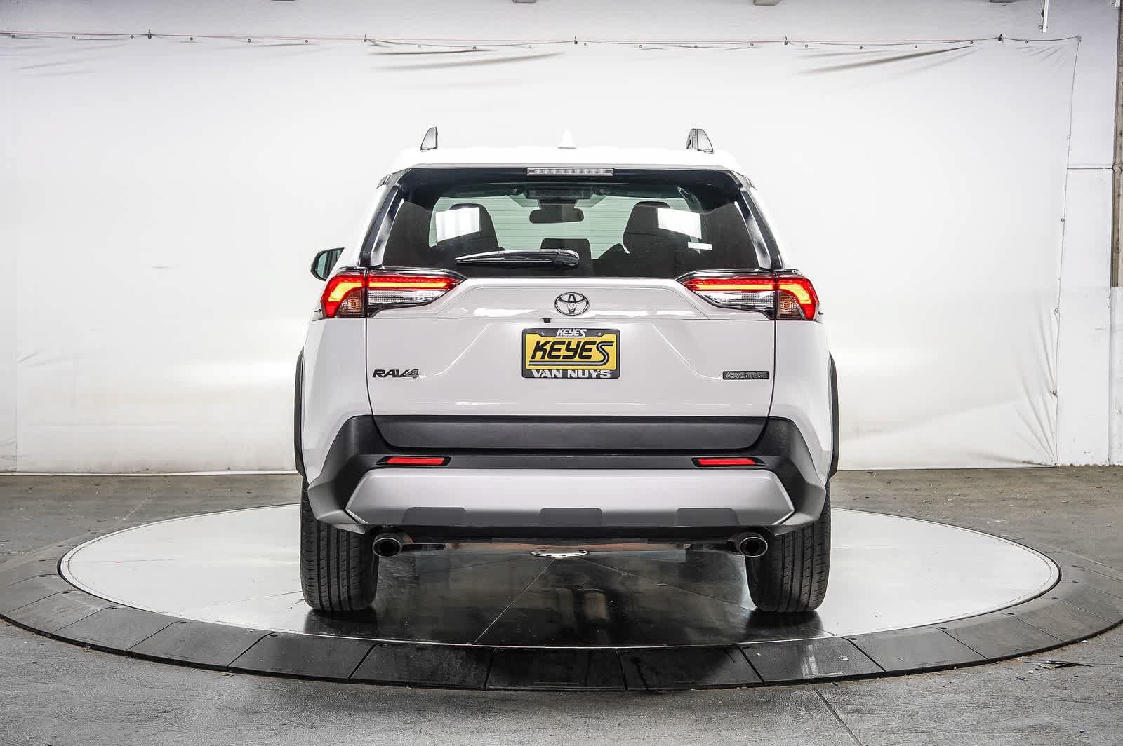 Certified 2024 Toyota RAV4 Adventure AWD/4WD image 4