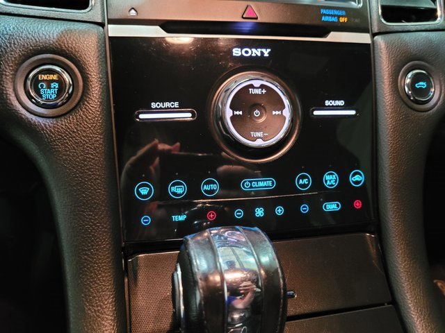 Used 2019 Ford Taurus Limited image 34