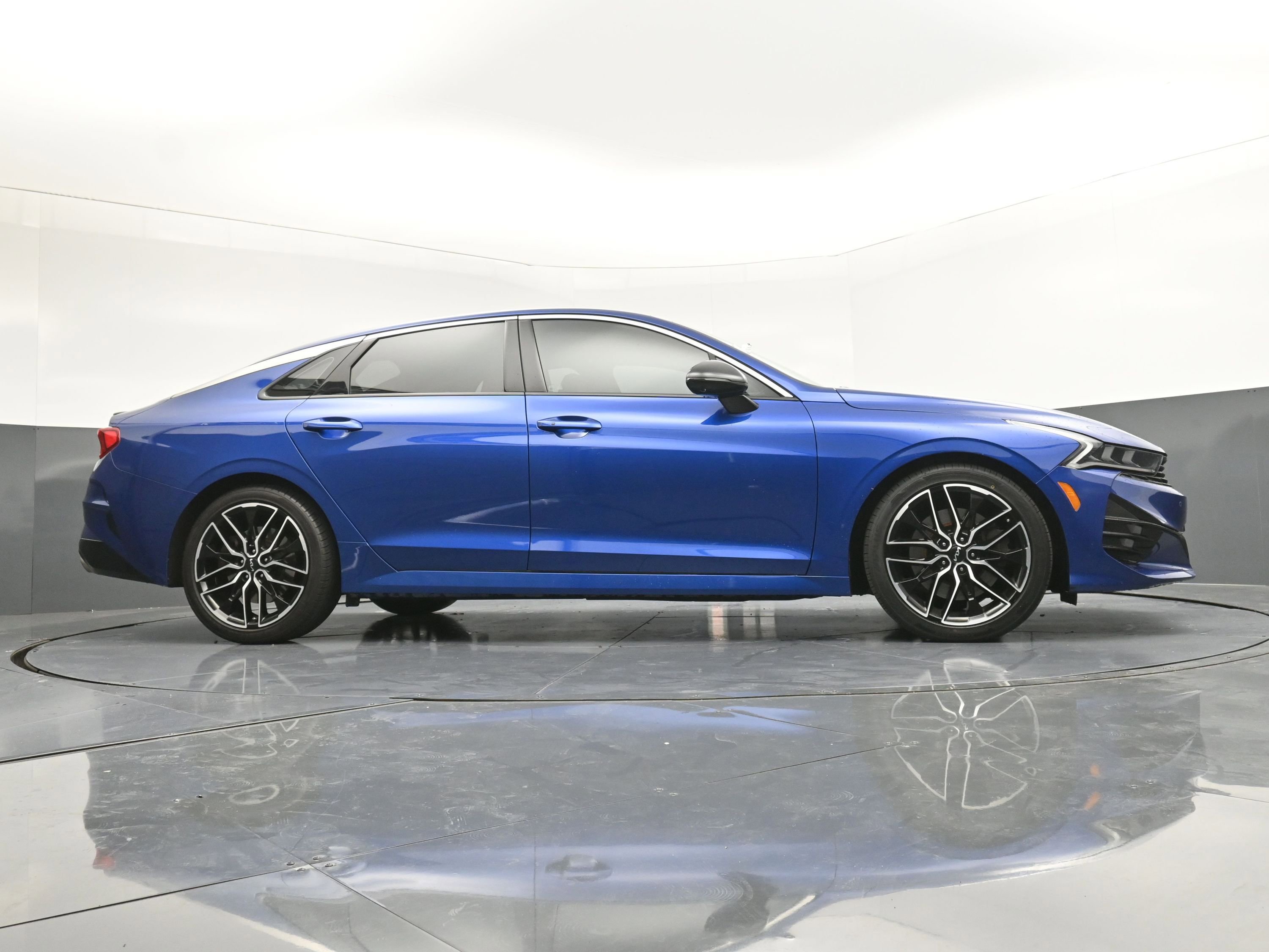 Used 2023 Kia K5 GT w/ GT1 Package image 36