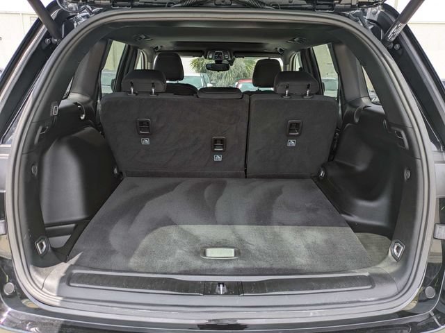 Certified 2024 Jeep Grand Cherokee Laredo X w/ Luxury Tech Group I AWD/4WD image 14
