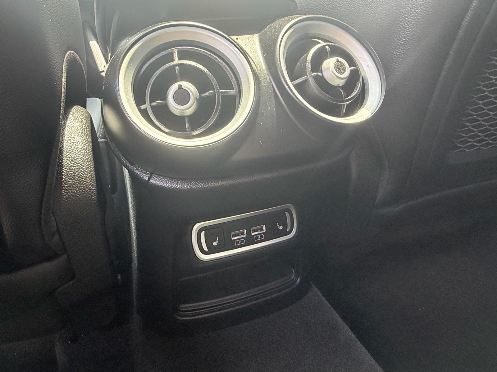 Used 2023 Alfa Romeo Stelvio Sprint RWD image 12