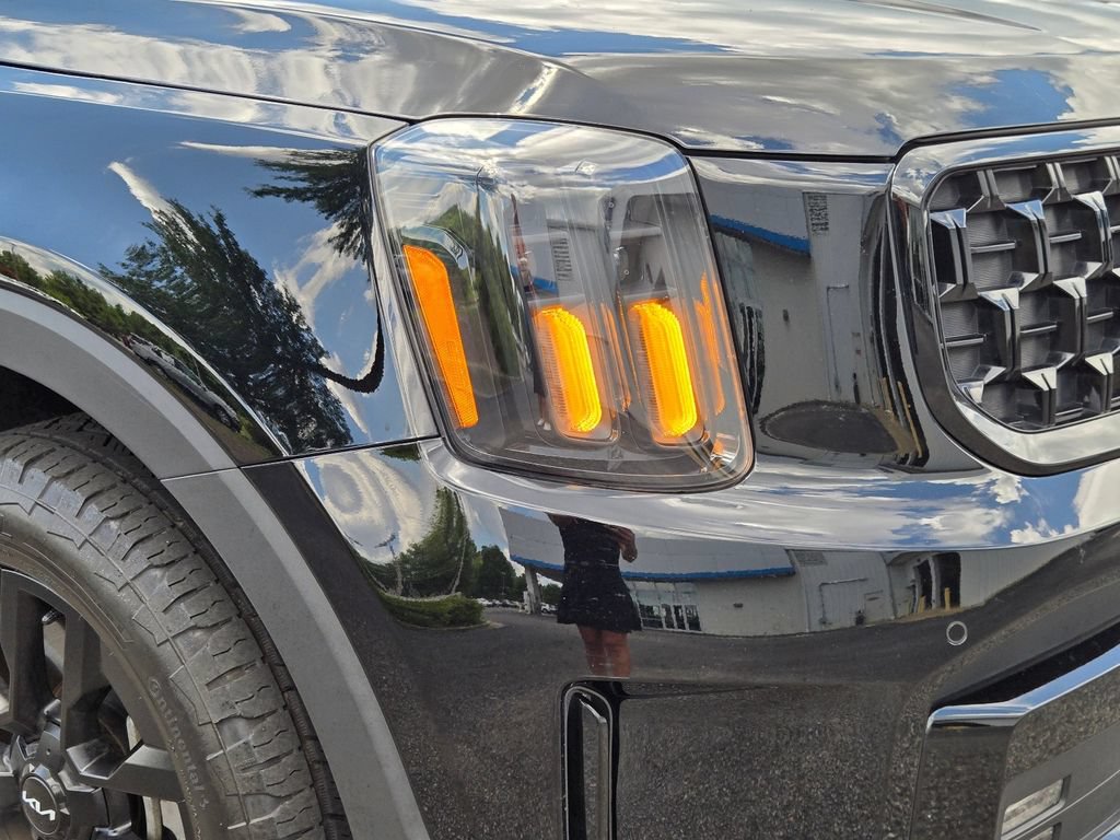 Used 2024 Kia Telluride SX Prestige X-Pro AWD/4WD image 2