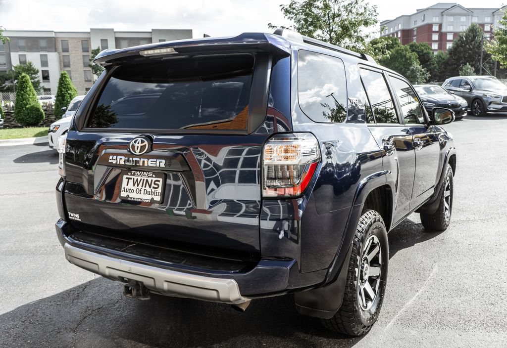Used 2022 Toyota 4Runner TRD Off-Road Premium AWD/4WD image 32