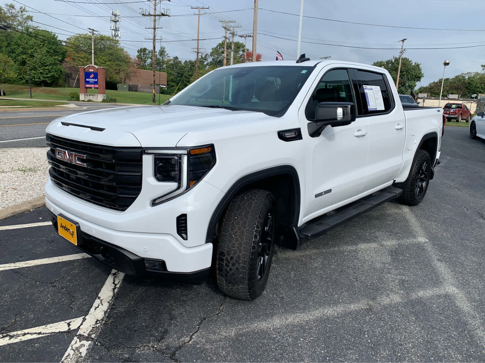 Used 2025 GMC Sierra 1500 Elevation w/ Elevation Premium Package image 2