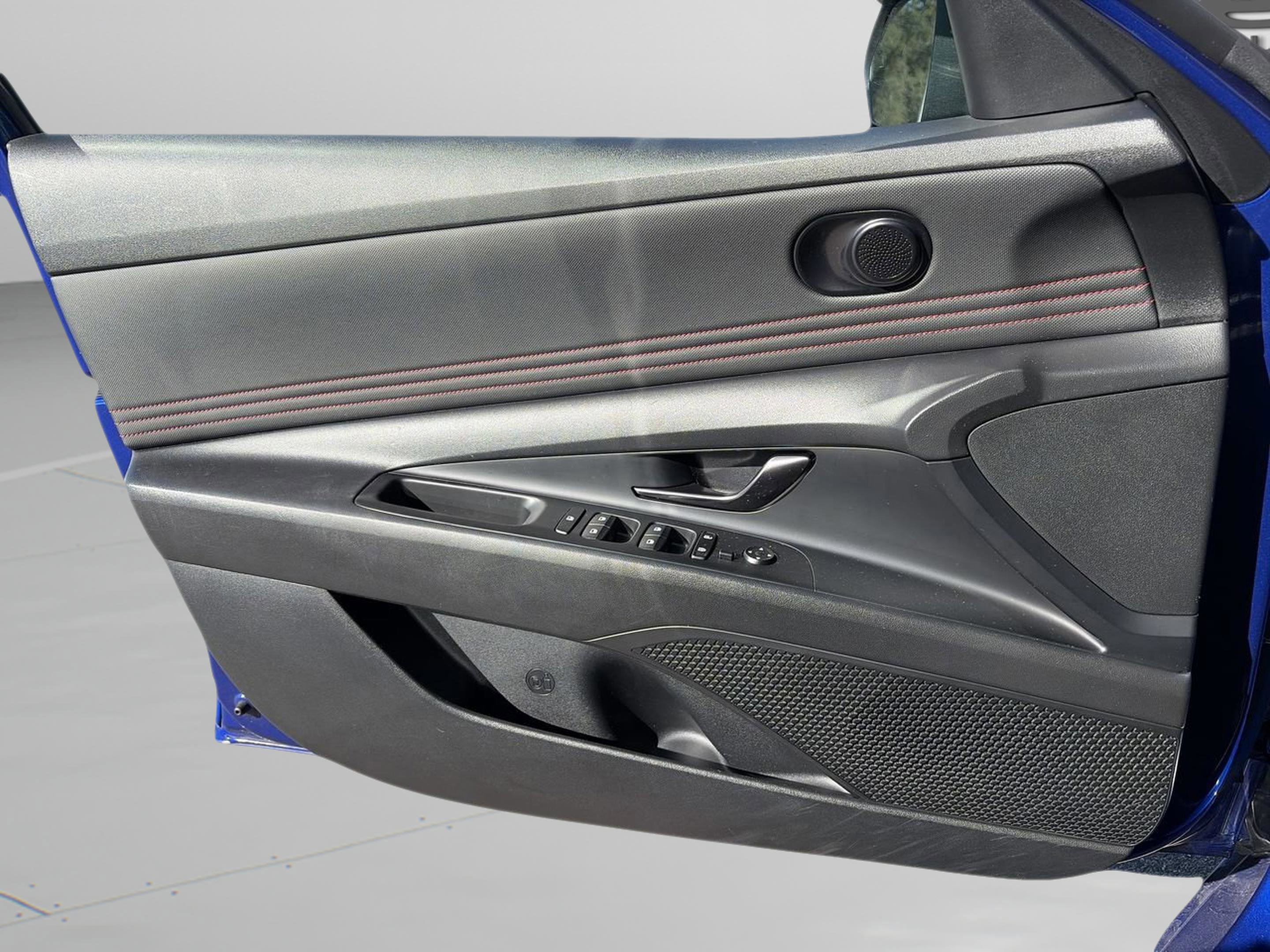 Certified 2022 Hyundai Elantra N Line image 26