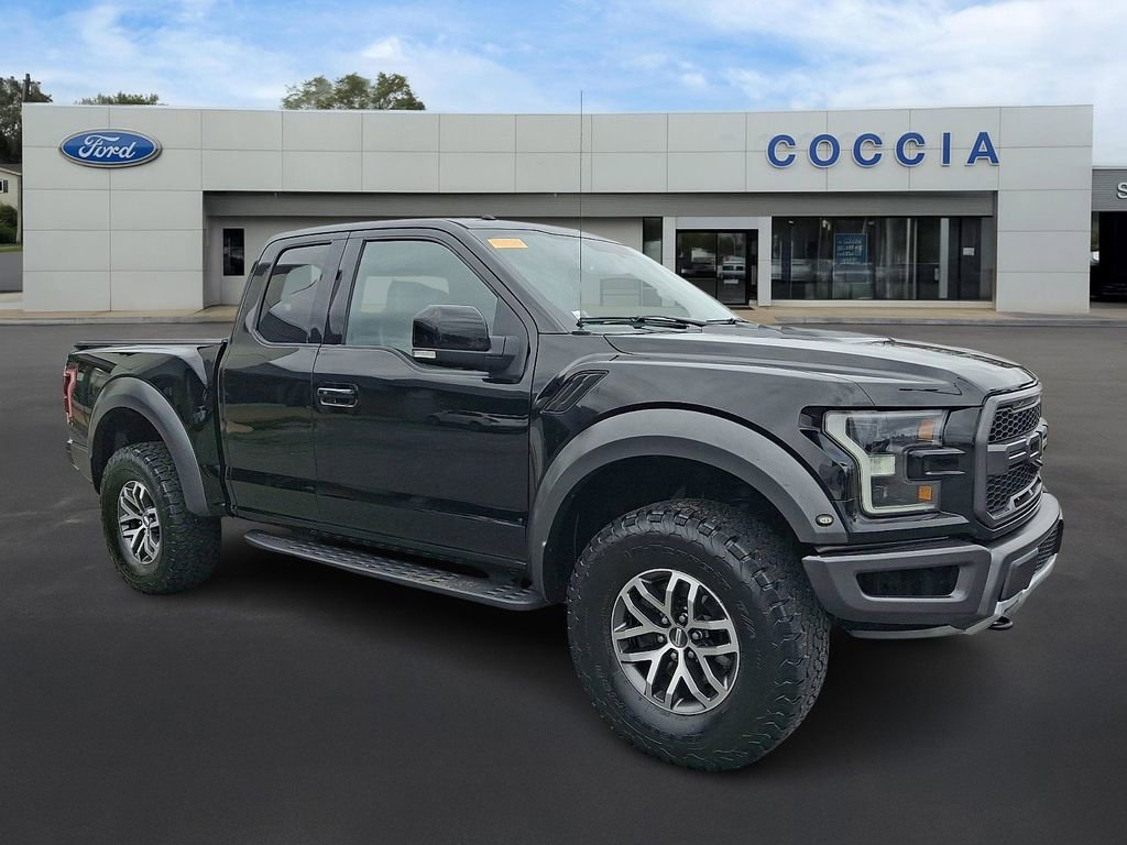 Used 2017 Ford F150 Raptor w/ Equipment Group 802A Luxury image 3