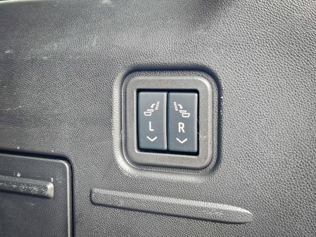 Certified 2025 GMC Hummer EV 2X image 36