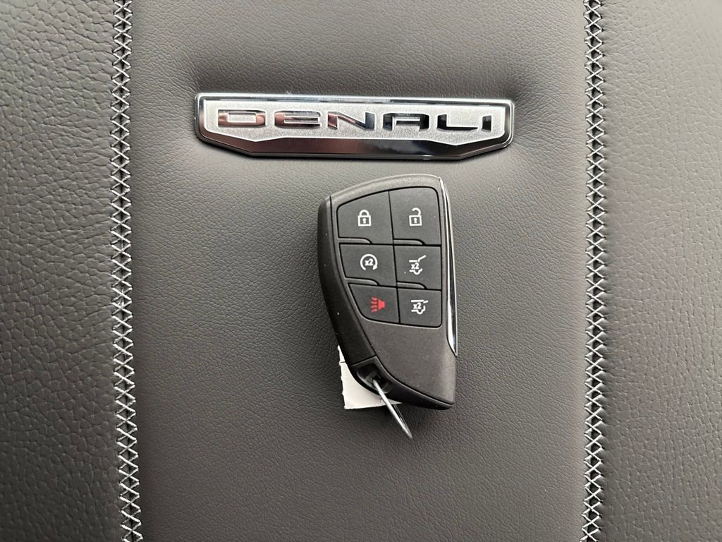 New 2026 GMC Yukon XL Denali w/ Sun & Power Step Package image 41