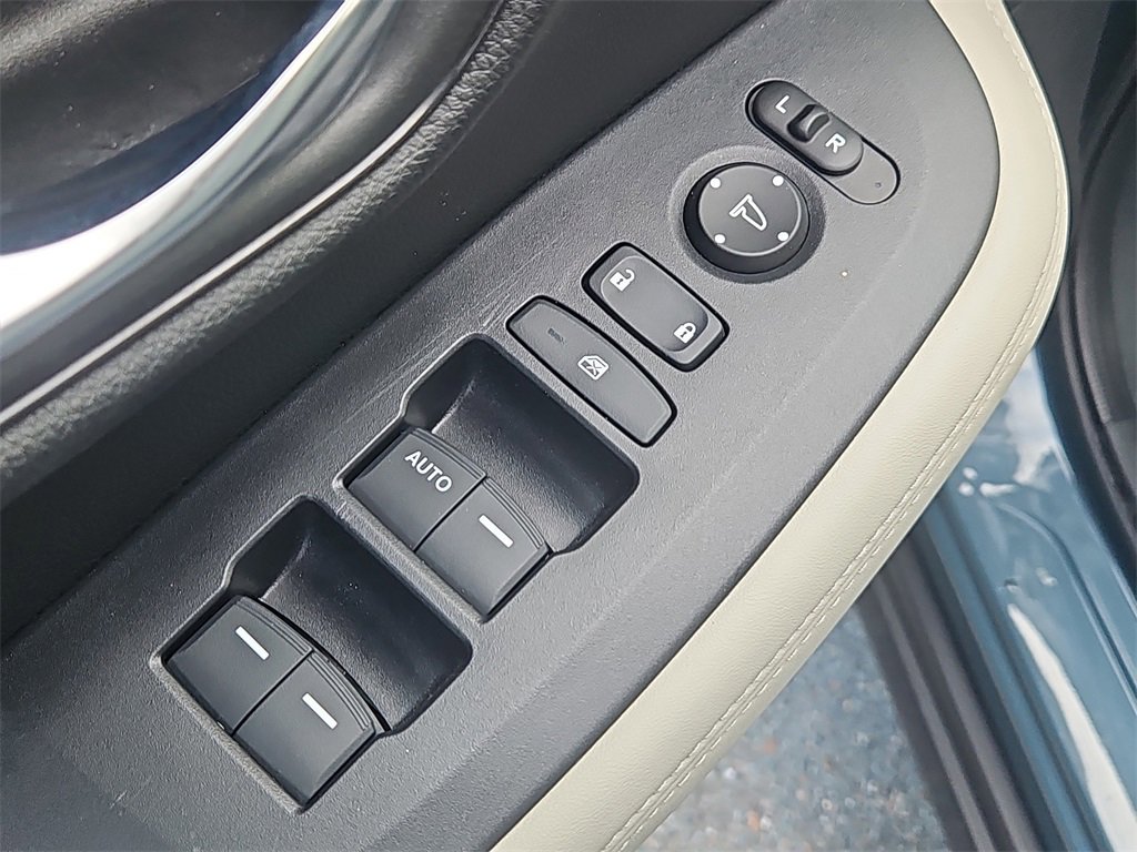 Certified 2023 Honda HR-V LX image 21
