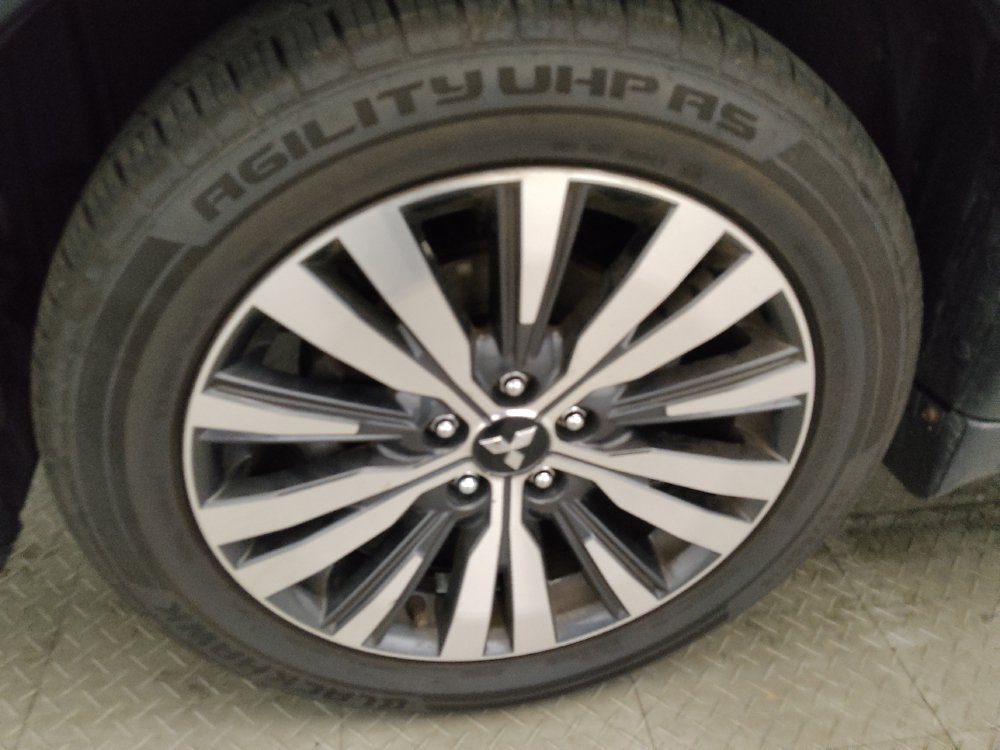 Used 2019 Mitsubishi Outlander GT AWD/4WD image 31